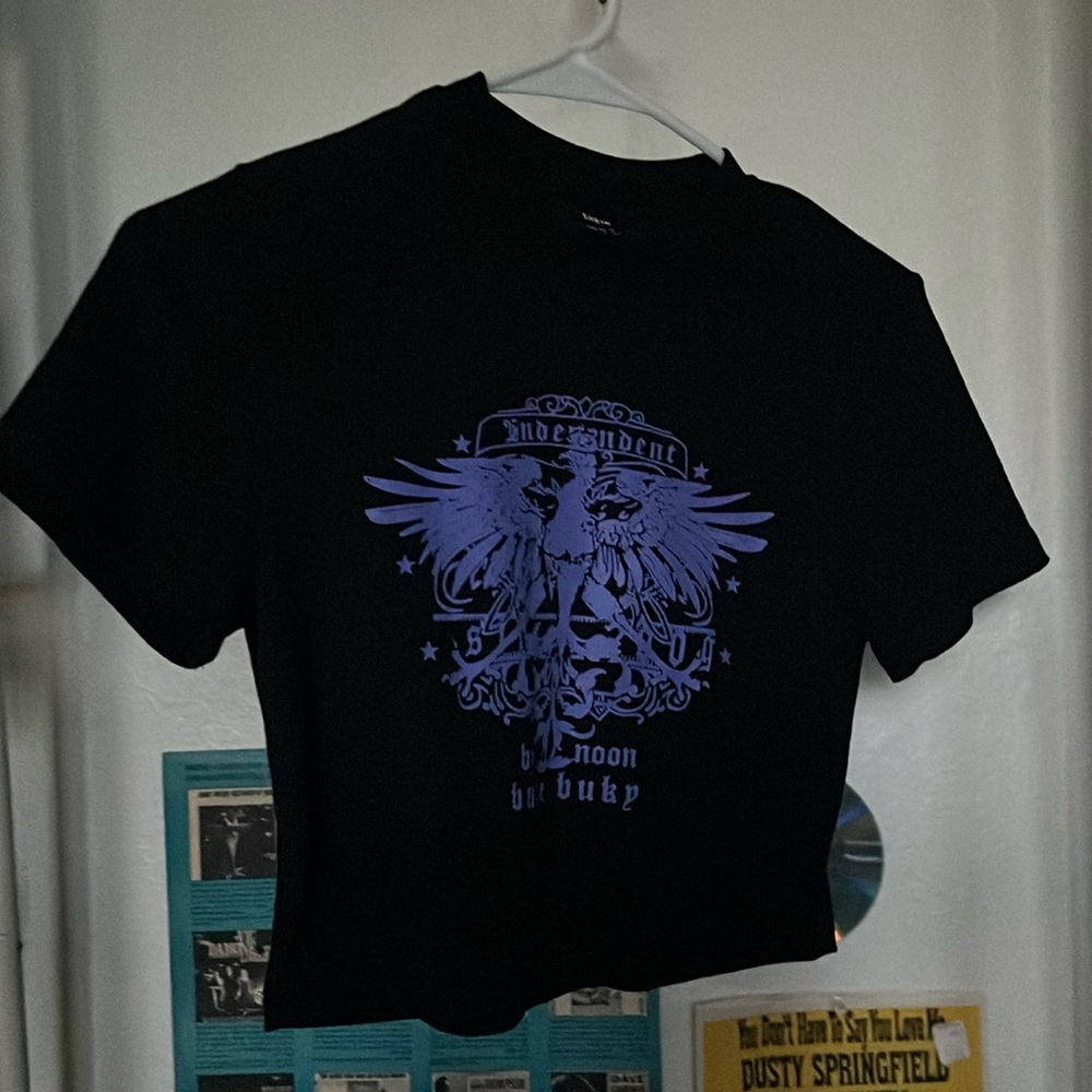 black cropped tee with cool design